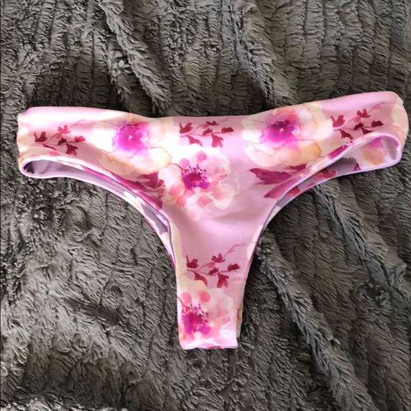 Reversible Bikini Bottom - Picture 2 of 2